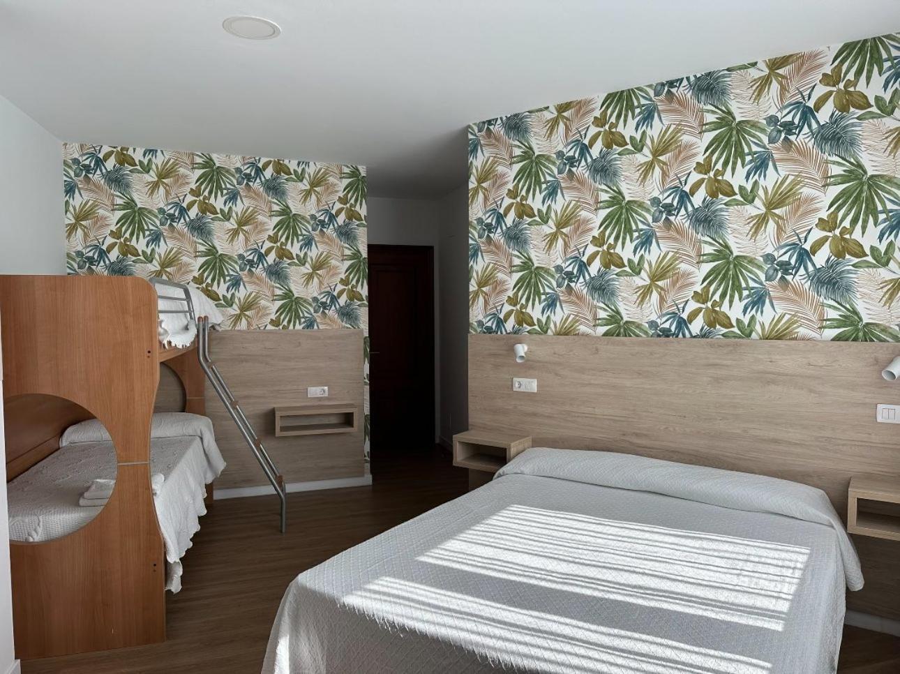 Hotel Playa De Sardineiro Finisterre Exterior photo